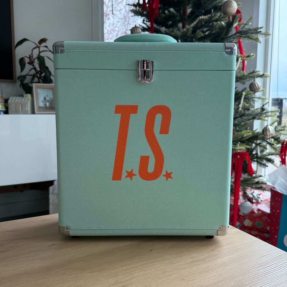 Taylor Swift The Life of a Showgirl Vinyl Case